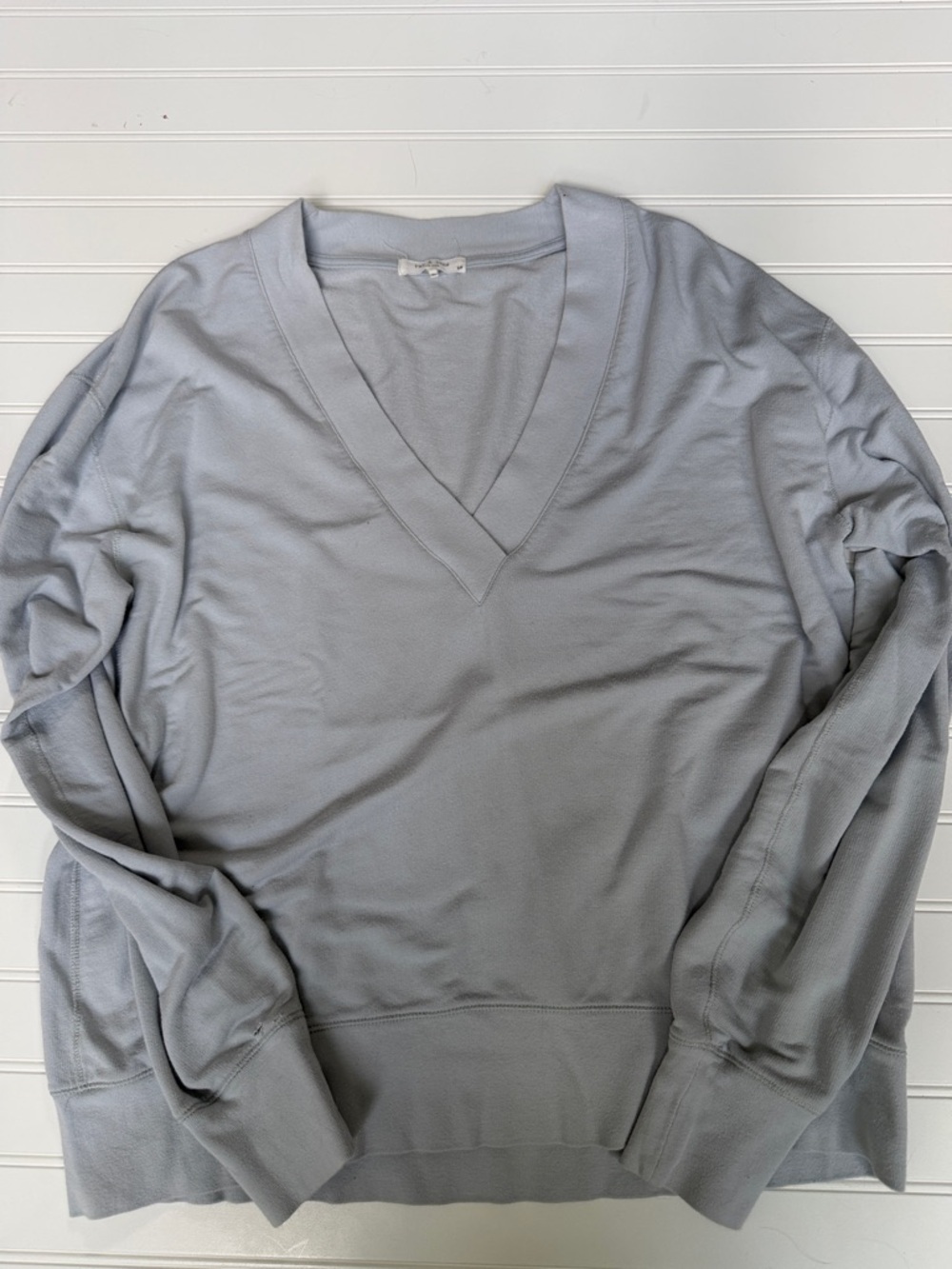 (180)rag & bone Soft Light Blue V-Neck Pullover